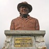 Khumjung (2): Statue of Sir Edmund Hillary