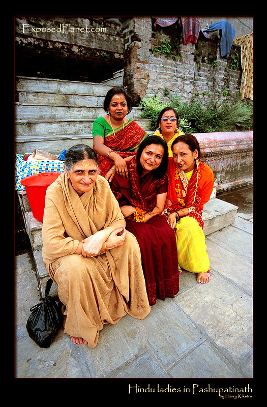 Lovely hindu ladies in Pashupatinath, Kathmandu