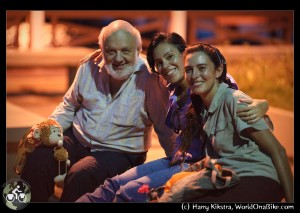New friends in Brazil, by Harry Kikstra, on WorldOnaBike.com, from Alaska to Ushuaia on a bicycle