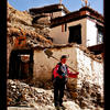 Photo of Tibetan girl with spade on ExposedPlanet.com