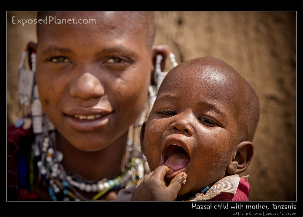 Merry X-mas, Maasai child with mother, Tanzania